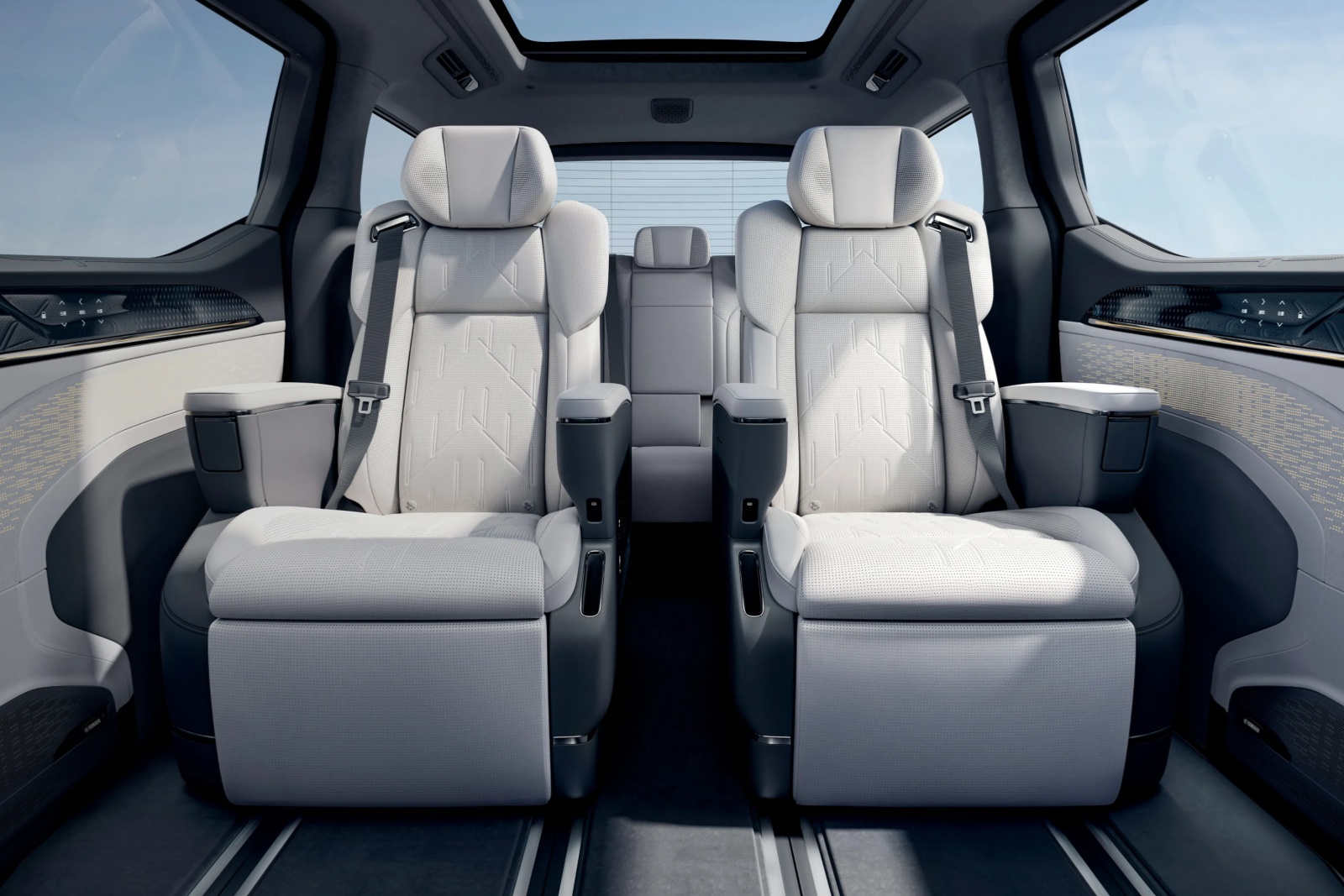 2024款極氪009 MPV